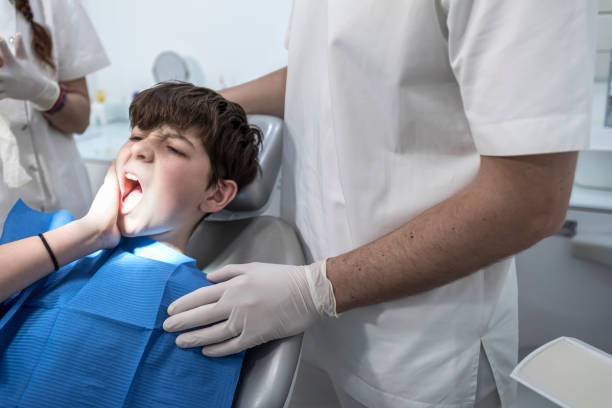 Best Cracked Tooth Emergency Dentist  in Sawyerwood, OH