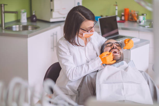 Best Emergency Tooth Extraction  in Sawyerwood, OH